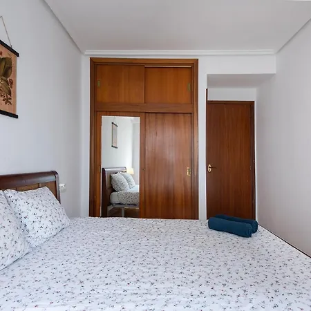 Spacious Gros Beach Apartment Apartment *